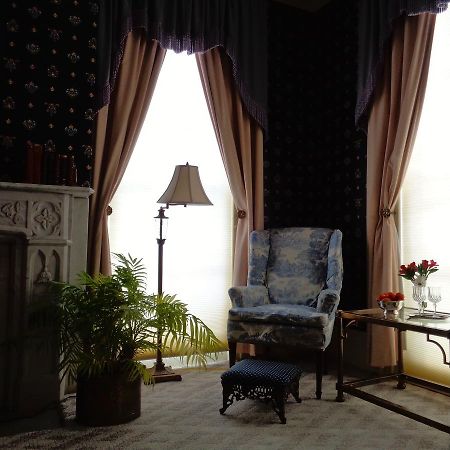 Blackinton Manor Bed and Breakfast North Adams Esterno foto