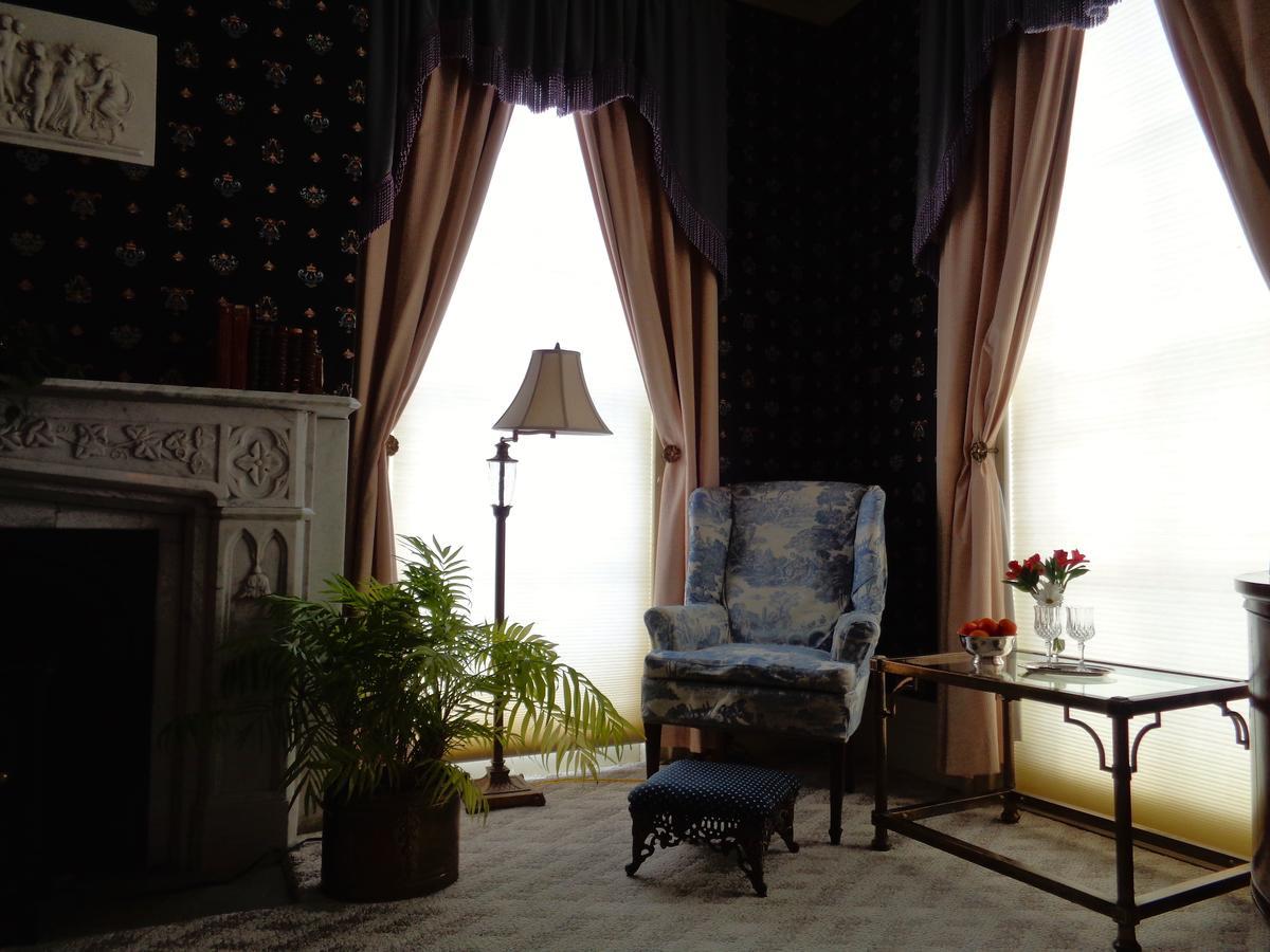 Blackinton Manor Bed and Breakfast North Adams Esterno foto