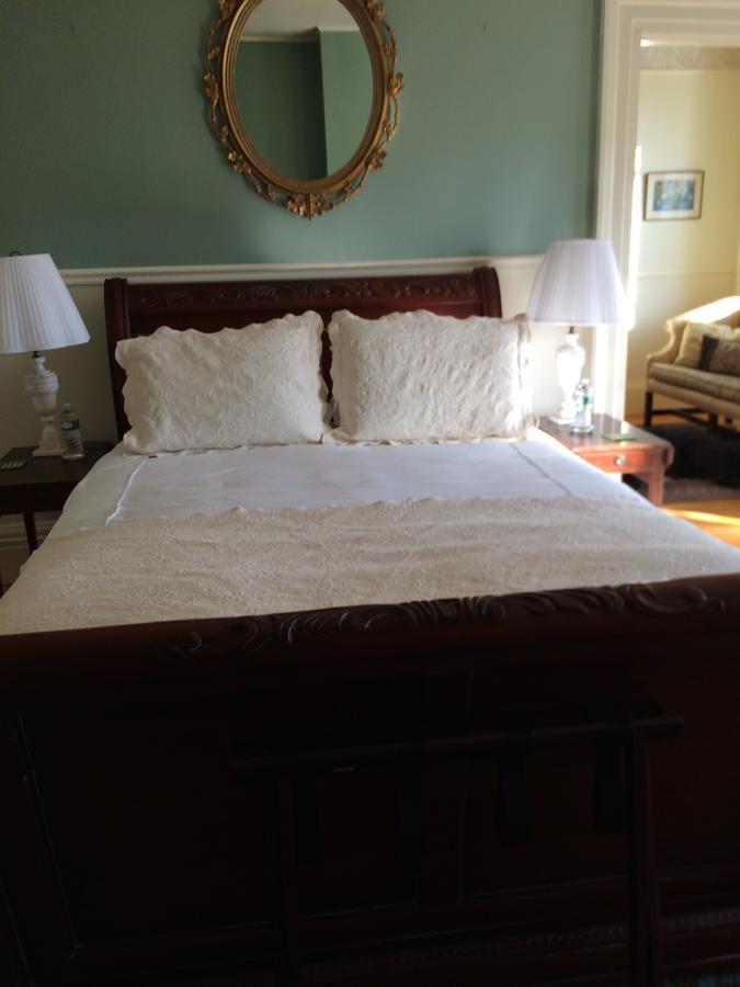 Blackinton Manor Bed and Breakfast North Adams Esterno foto