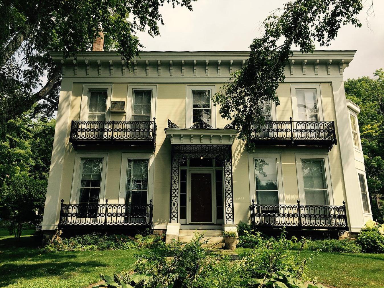 Blackinton Manor Bed and Breakfast North Adams Esterno foto